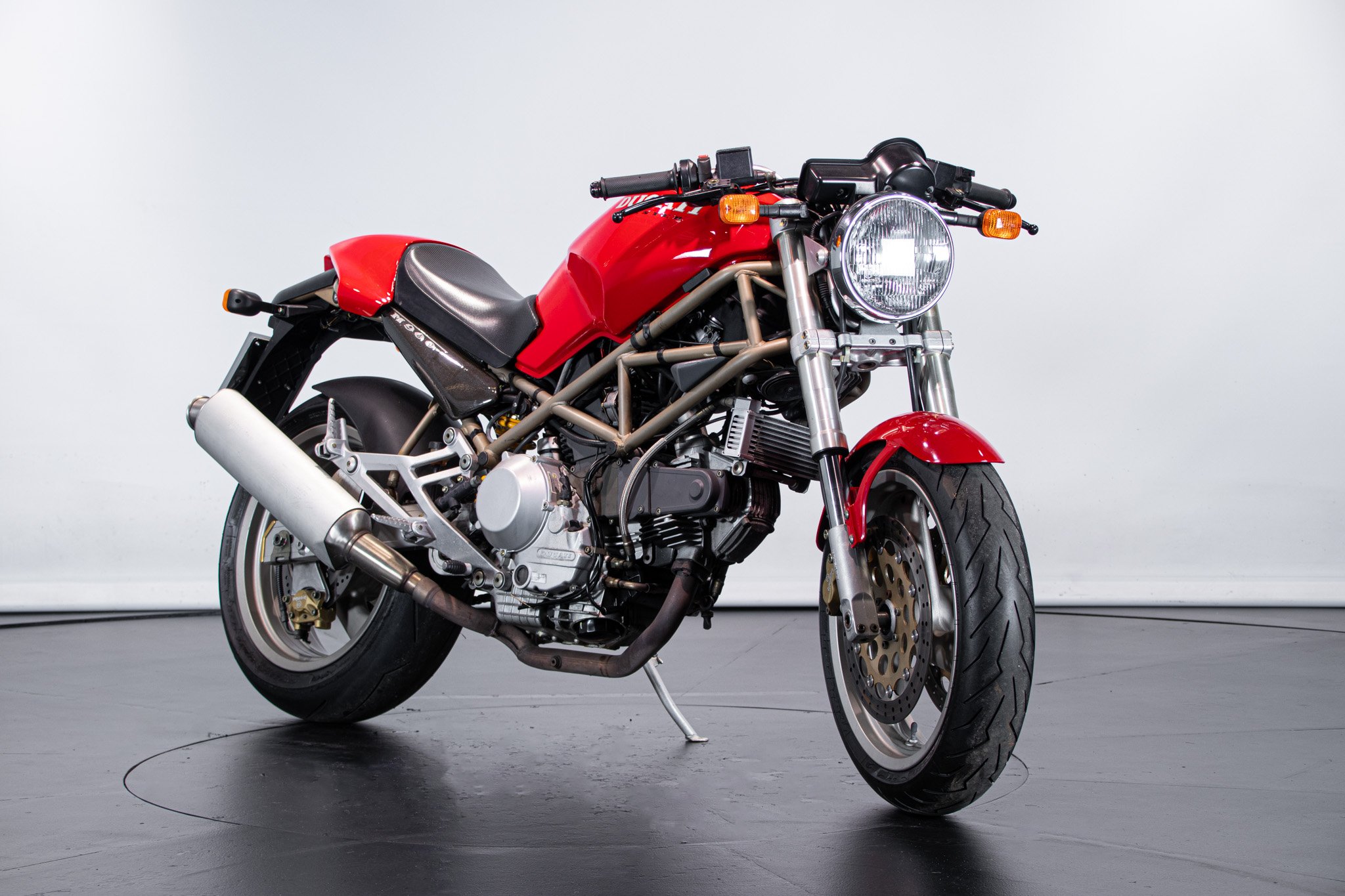 Ducati MONSTER 900 