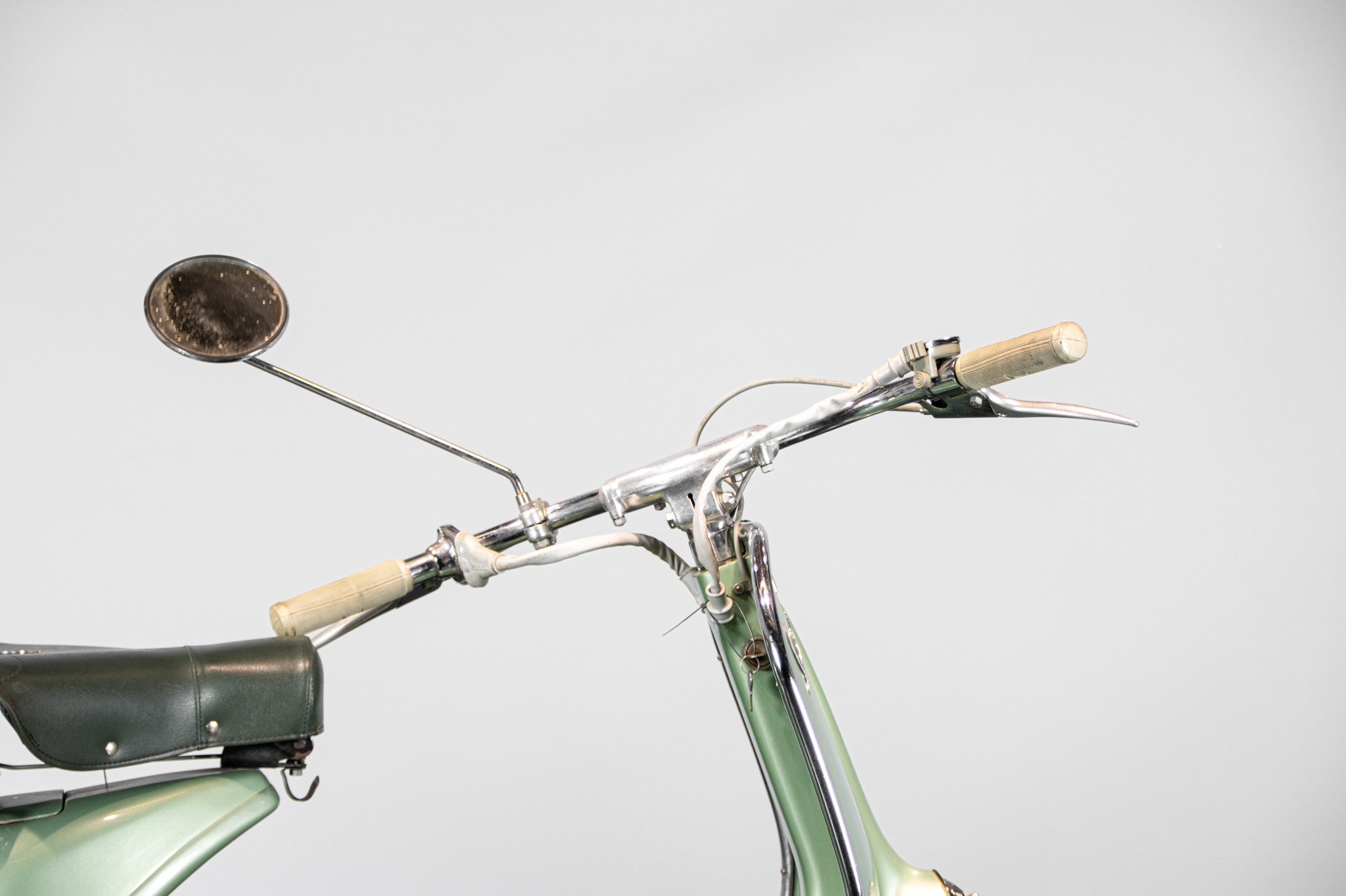 Piaggio PIAGGIO VESPA V31T \"FARO BASSO\" 