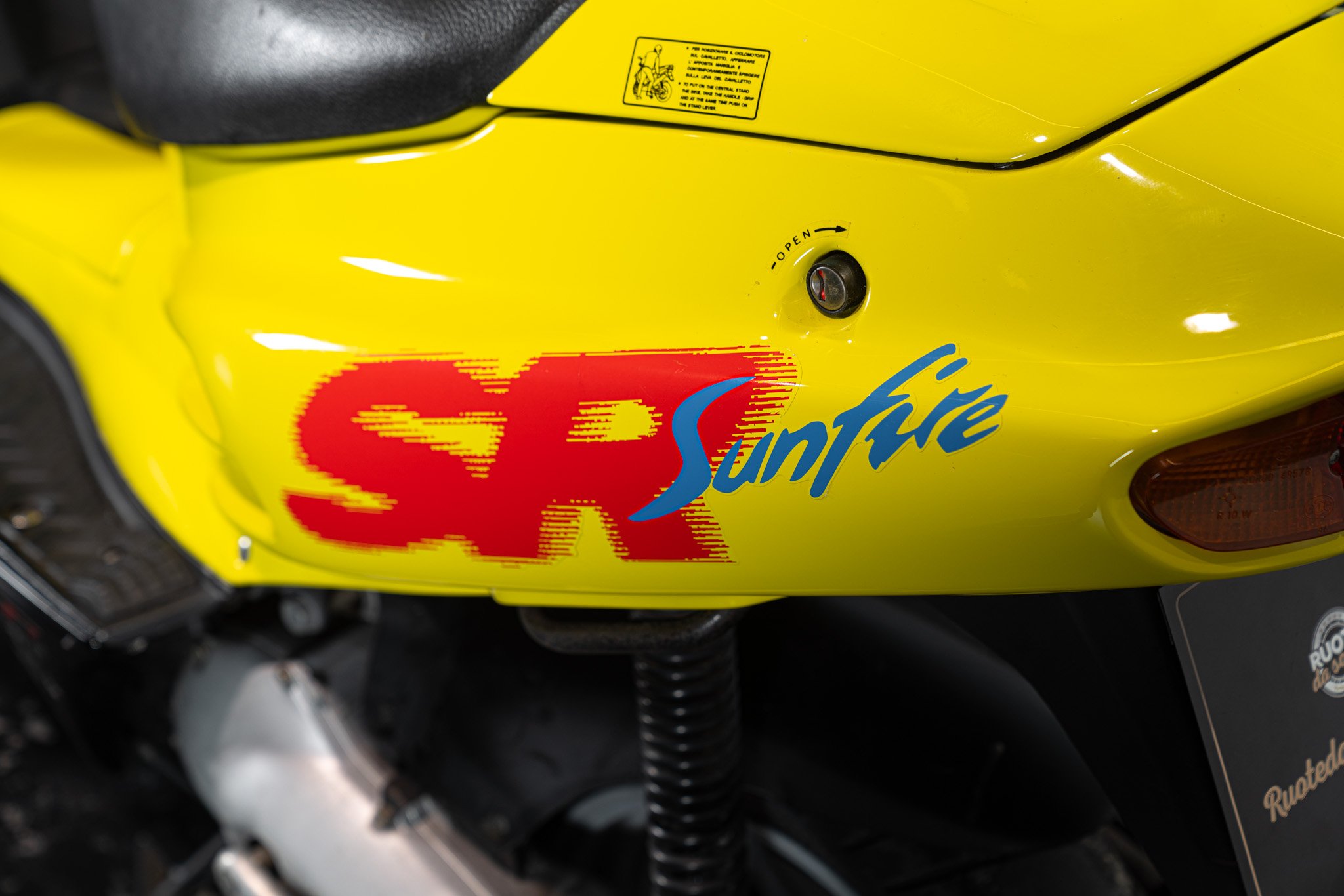 Aprilia SR SUNFIRE 