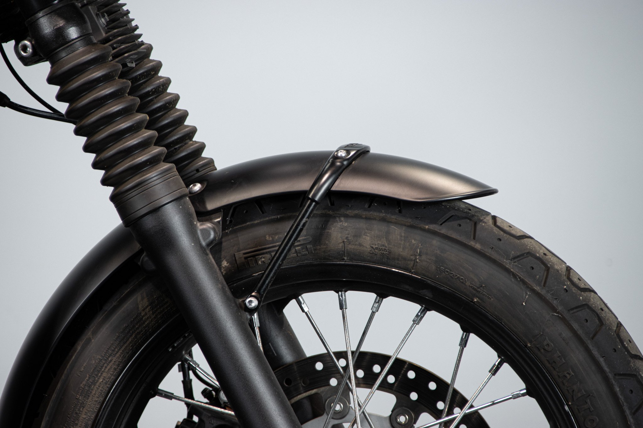 Triumph BONNEVILLE T100 BLACK 