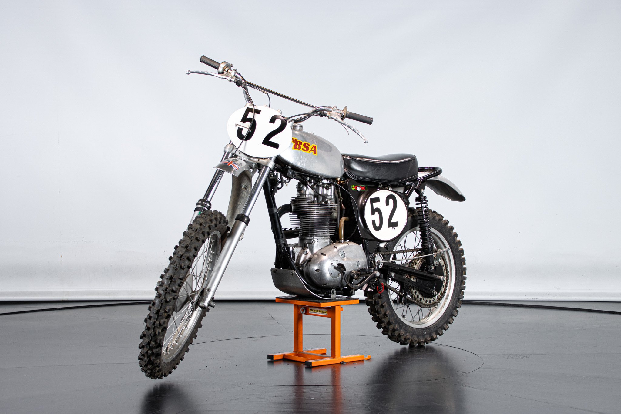 B.S.A B50 MX 