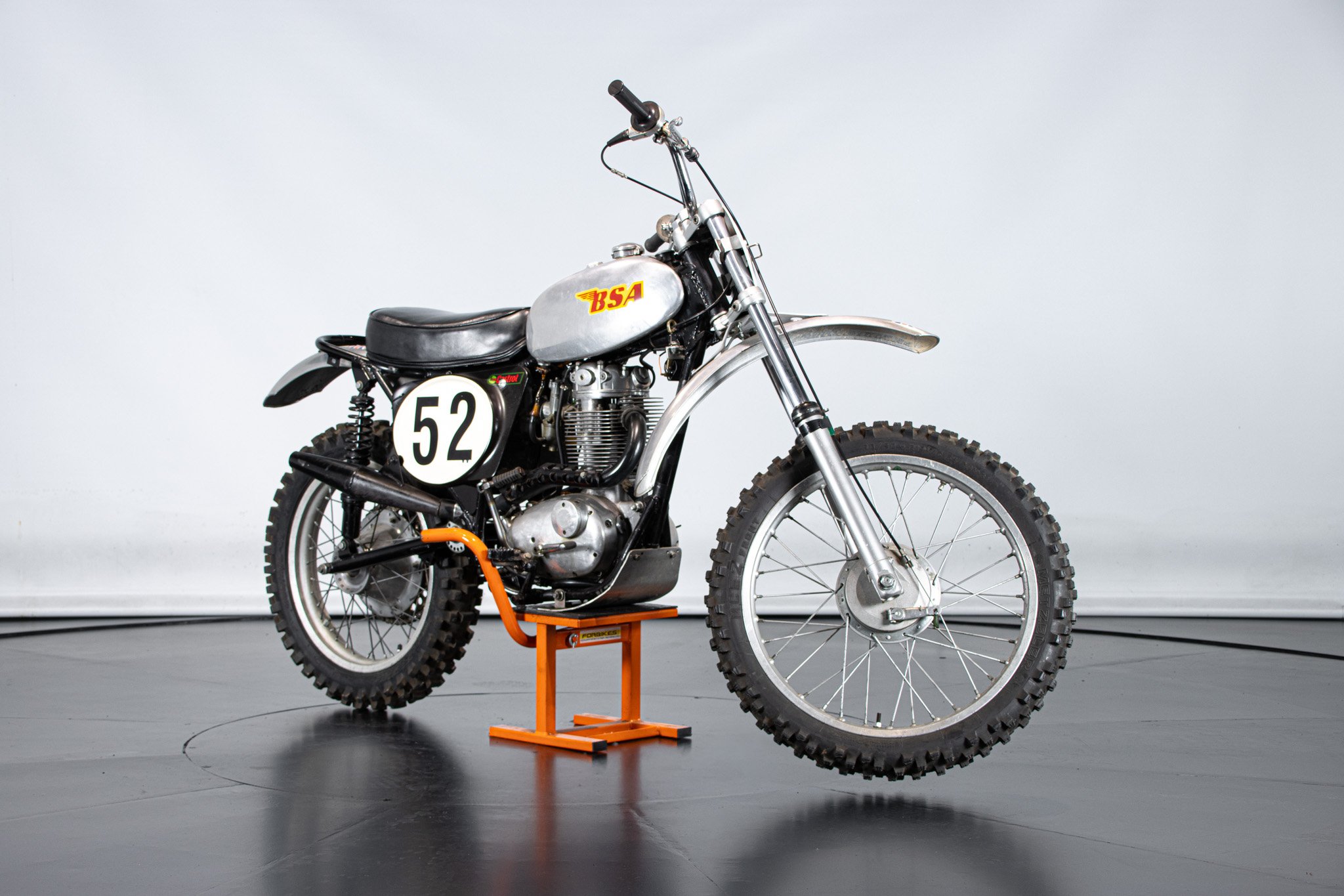 B.S.A B50 MX 