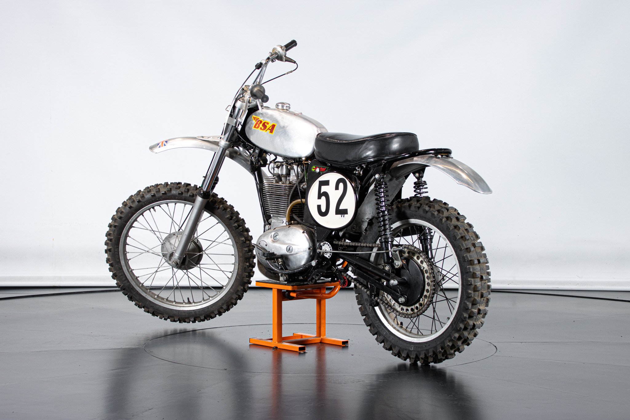 B.S.A B50 MX 