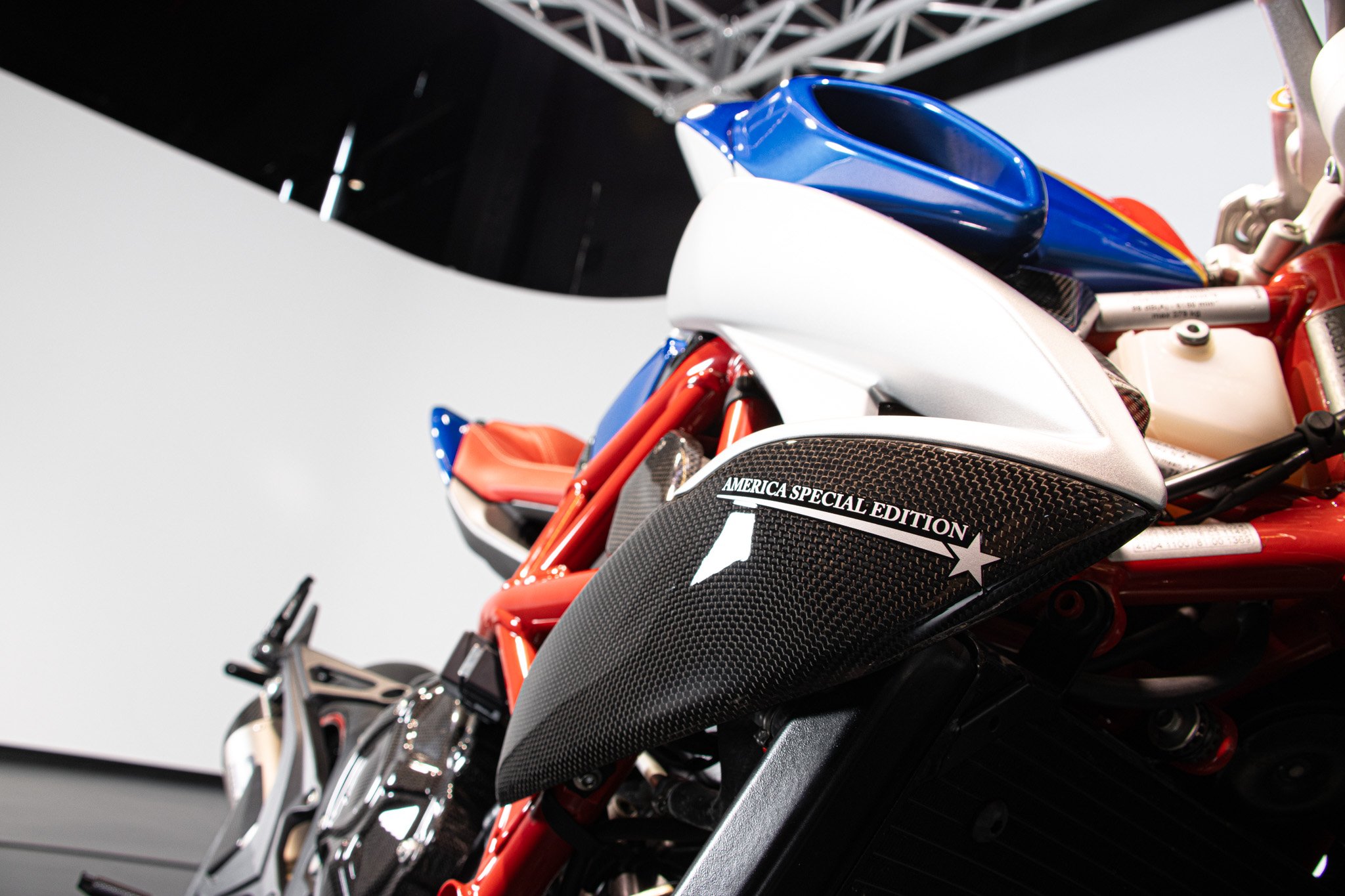 MV Agusta BRUTALE AMERICA 800 RR 