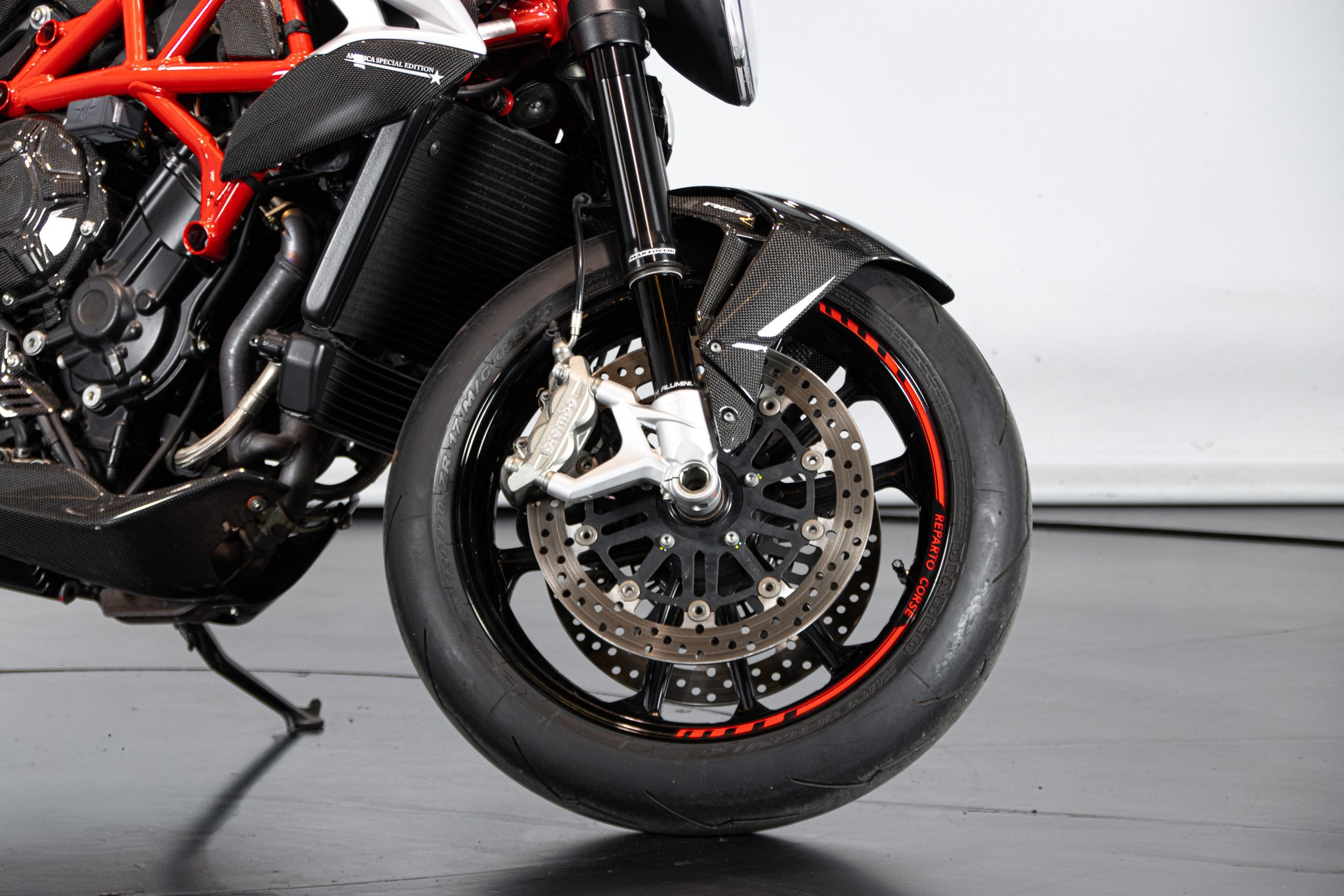 MV Agusta BRUTALE AMERICA 800 RR 