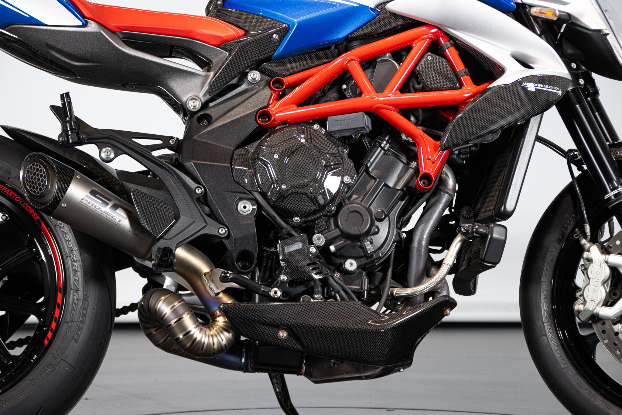 MV Agusta BRUTALE AMERICA 800 RR 