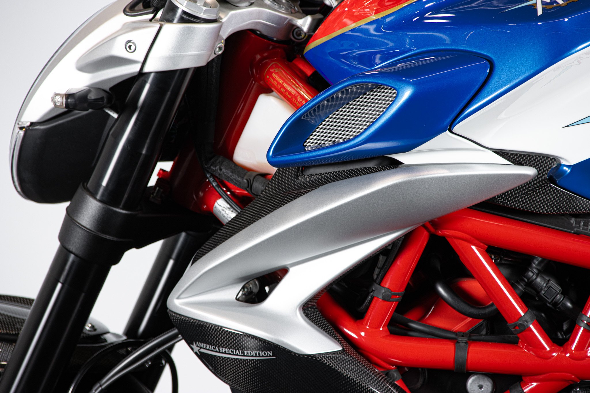 MV Agusta BRUTALE AMERICA 800 RR 