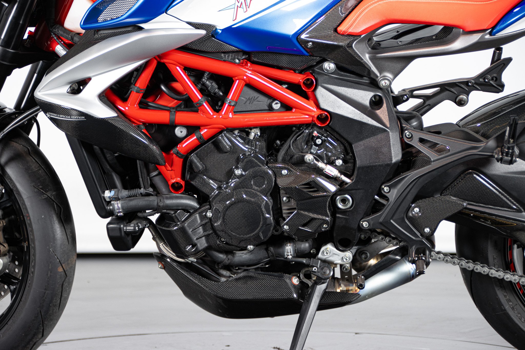 MV Agusta BRUTALE AMERICA 800 RR 