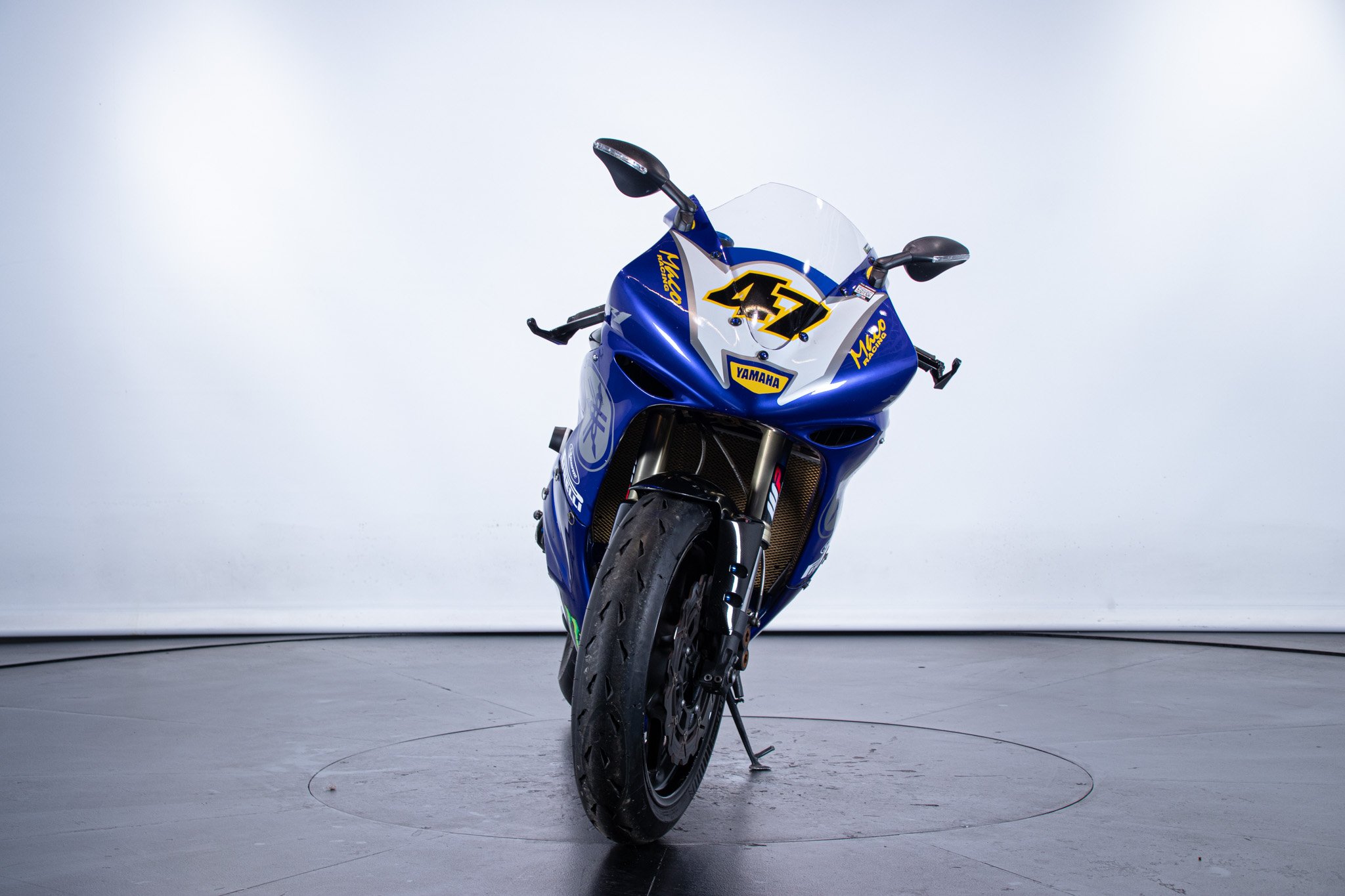 Yamaha R1 CORSA 