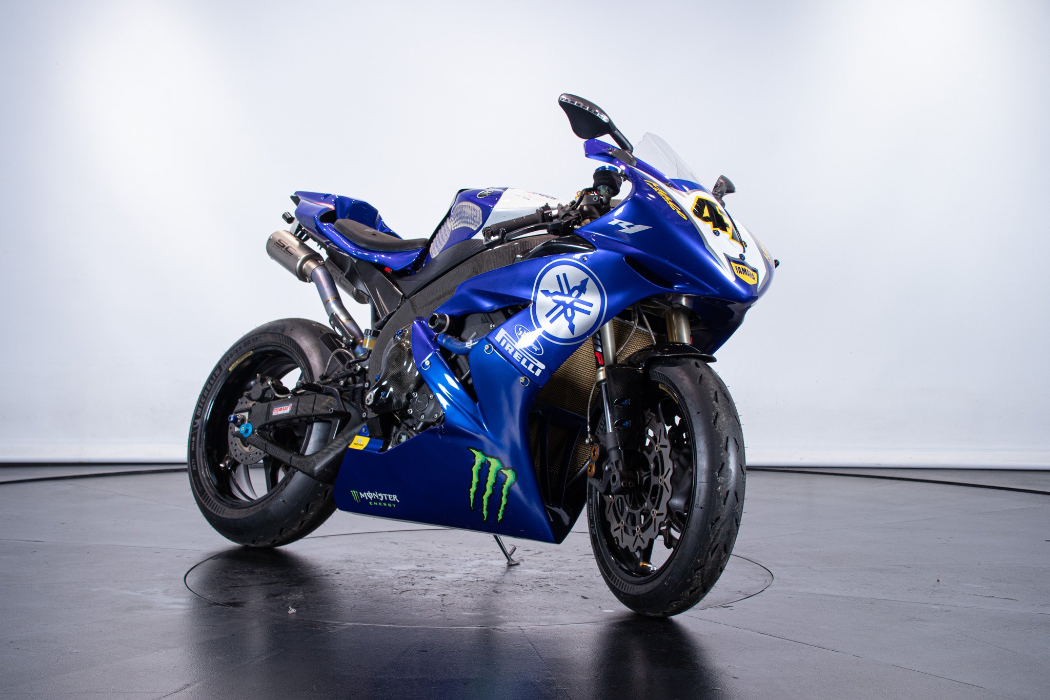 Yamaha R1 CORSA 