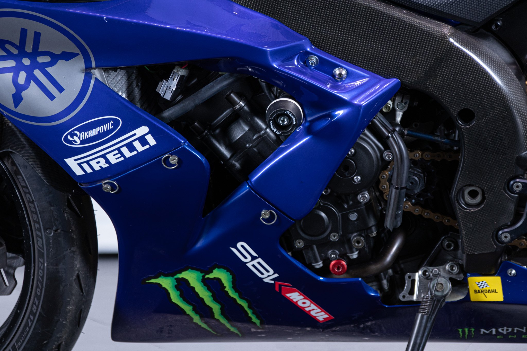 Yamaha R1 CORSA 