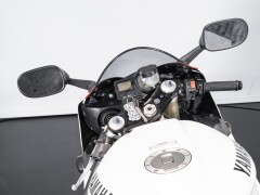 Yamaha YZF R1 