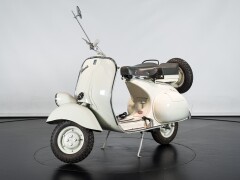 Piaggio VESPA VN2T 125 \"FARO BASSO \" 
