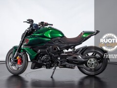 Ducati DUCATI DIAVEL V4 BENTLEY 